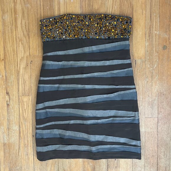 Alice + Olivia Dresses & Skirts - Alice + Olivia Dress Silk Jewel Embellished Strapless Size 6 Gray Bronze  Short
